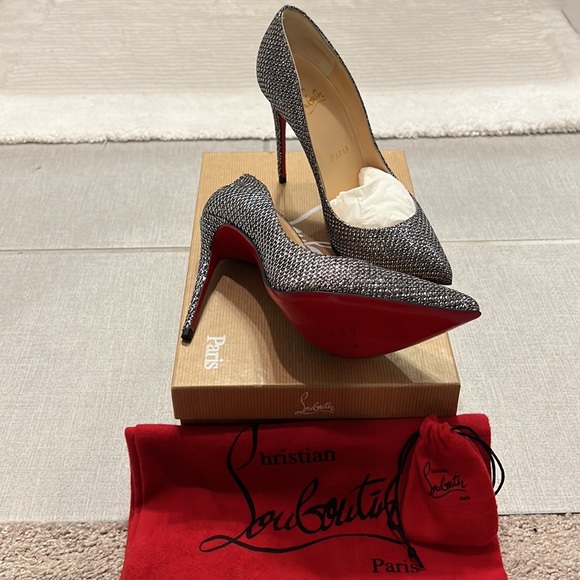 Christian Louboutin Pumps - Picture 8 of 8